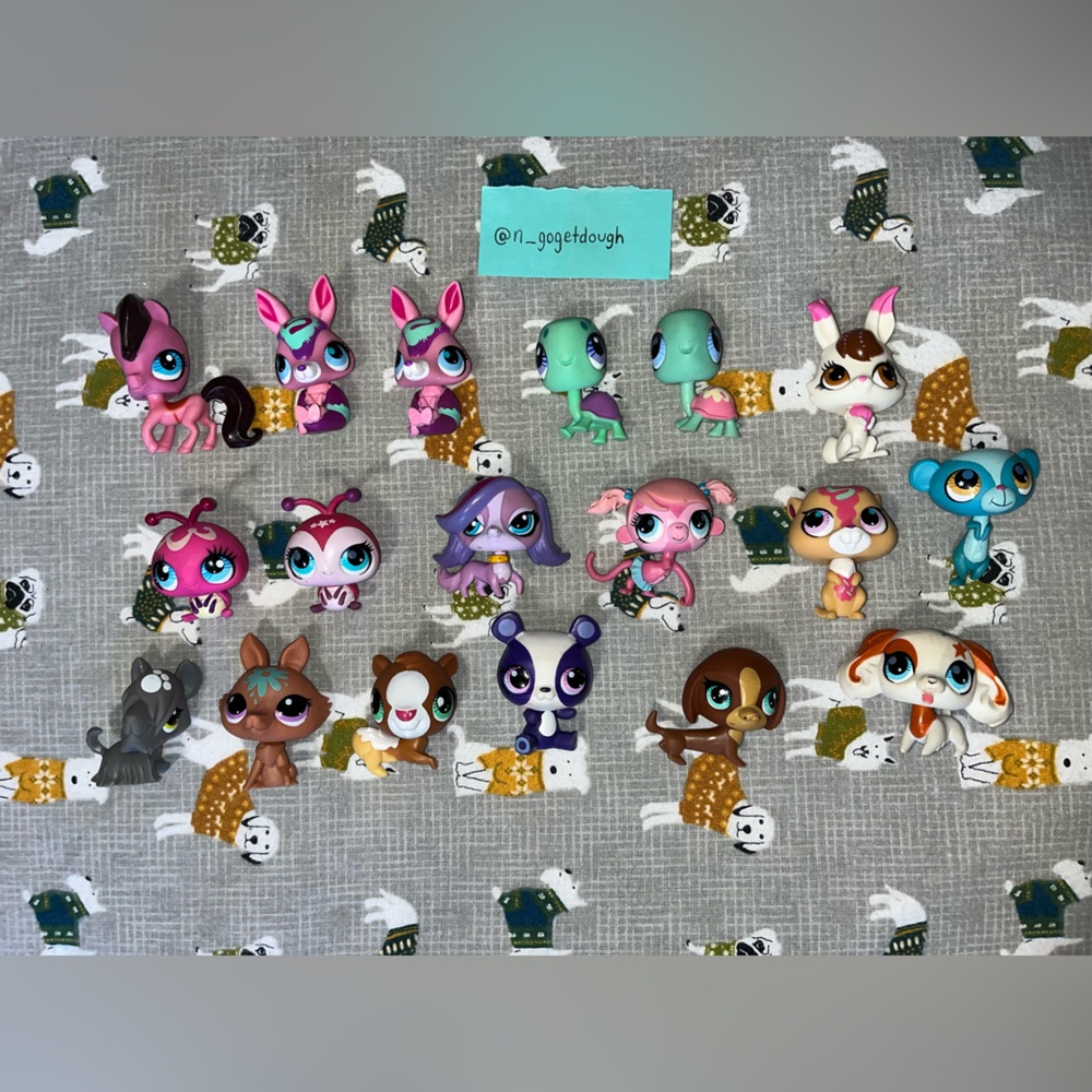 Littlest pet shop lot